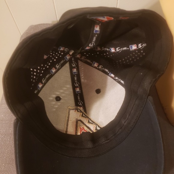 MLB Arizona Diamondbacks Hat Cap Fitted M/L Adult Black - Picture 6 of 6